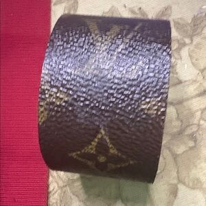 #3 Wide LV Bangle